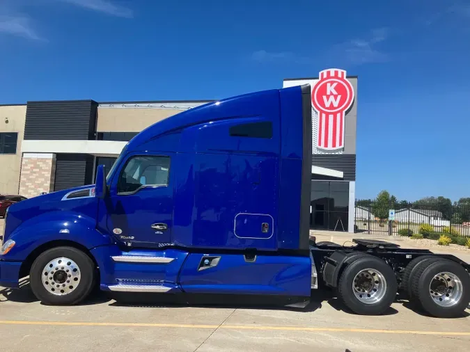 2021 Kenworth T680