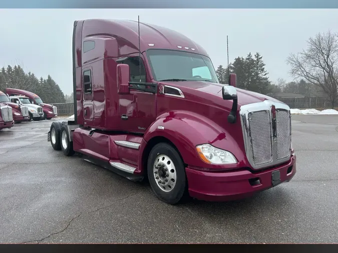 2022 Kenworth T680