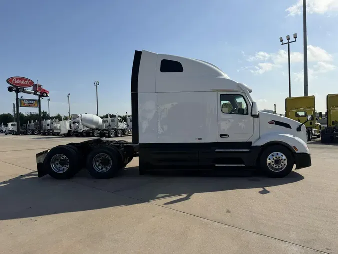 2022 Peterbilt 579a997035eb67f16b443430b625f9bbba2