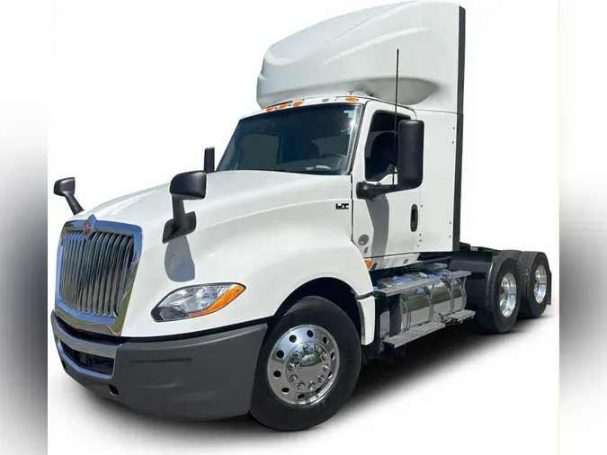 2020 International LT625a997f55628a02a54afaea9b39dc9552b