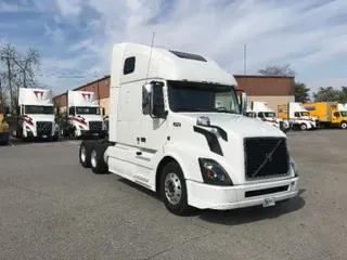 2016 VOLVO VNL64670