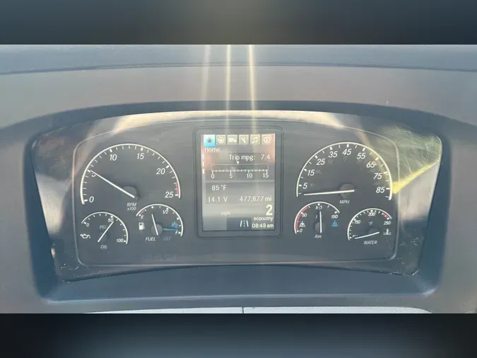 2019 Freightliner Cascadia 126