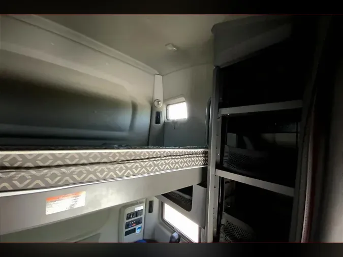 2022 INT LT625 6x4a99ae49e31928858f6bf3988cb1c4ca4