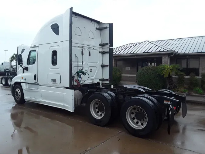 2018 FREIGHTLINER/MERCEDES CASCADIA 125