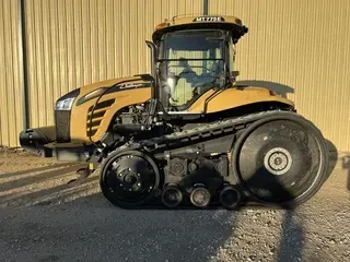 2015 Challenger MT775E