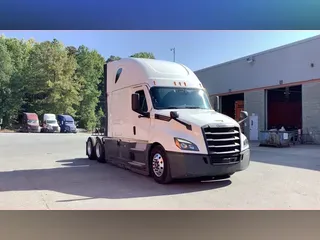 2022 Freightliner Cascadia 126