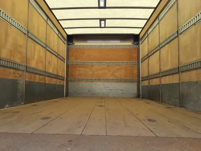 2019 FREIGHTLINER/MERCEDES M2 106