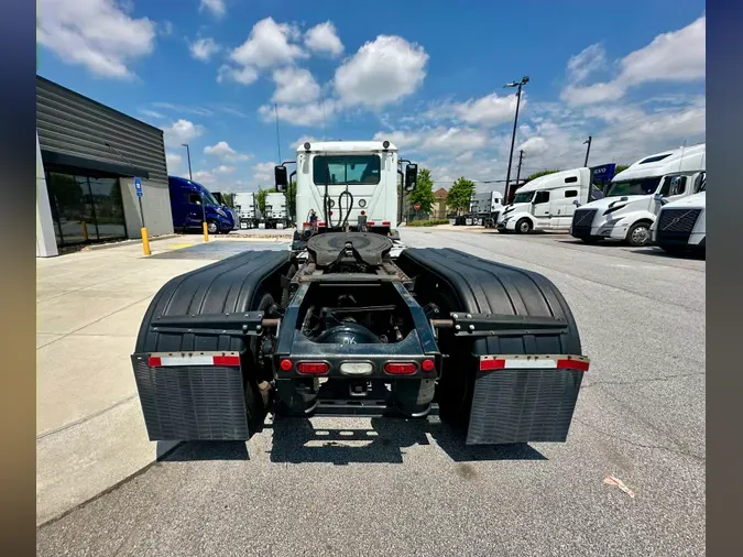 2020 Mack ANTHEM 64T