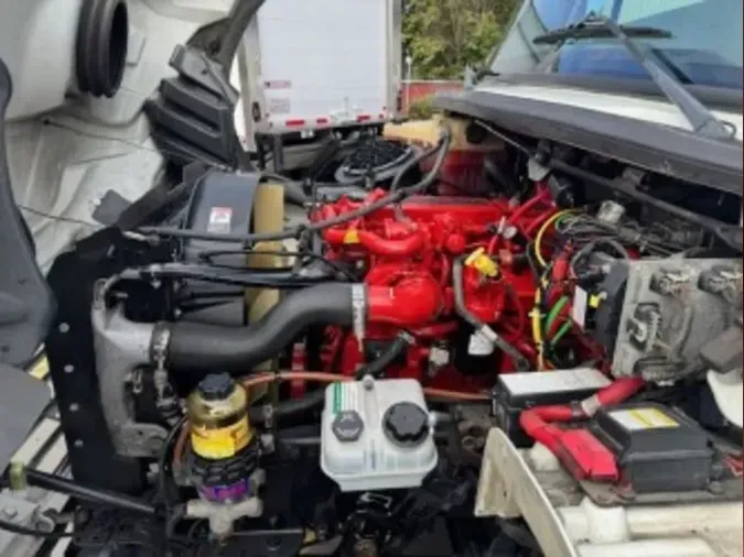2019 FREIGHTLINER M2 106