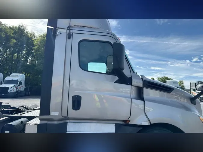 2020 Freightliner Cascadia 126a9a7eb7eb9f1092a89bfccfdac373766