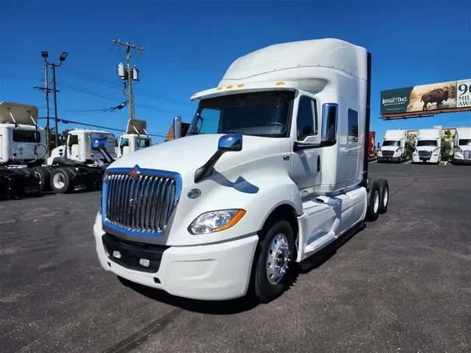 2021 INTERNATIONAL LT625