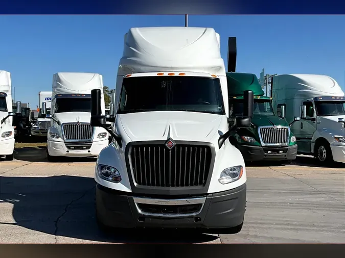 2022 INT LT625 6x4