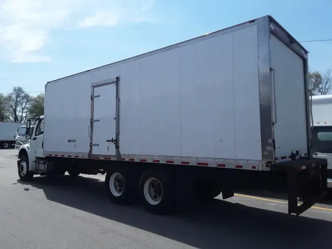 2018 FREIGHTLINER M2 106