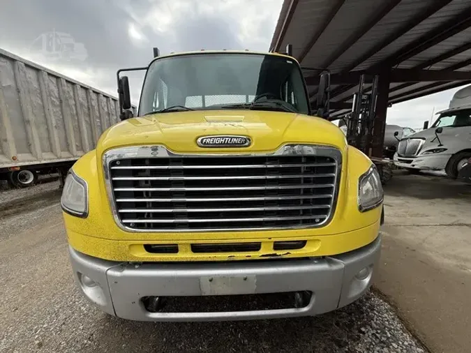 2007 FREIGHTLINER BUSINESS CLASS M2 106