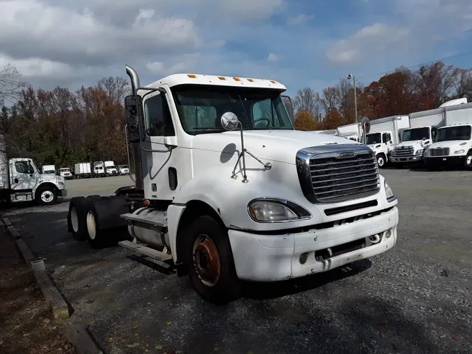 2007 FREIGHTLINER/MERCEDES CL-120 T/A