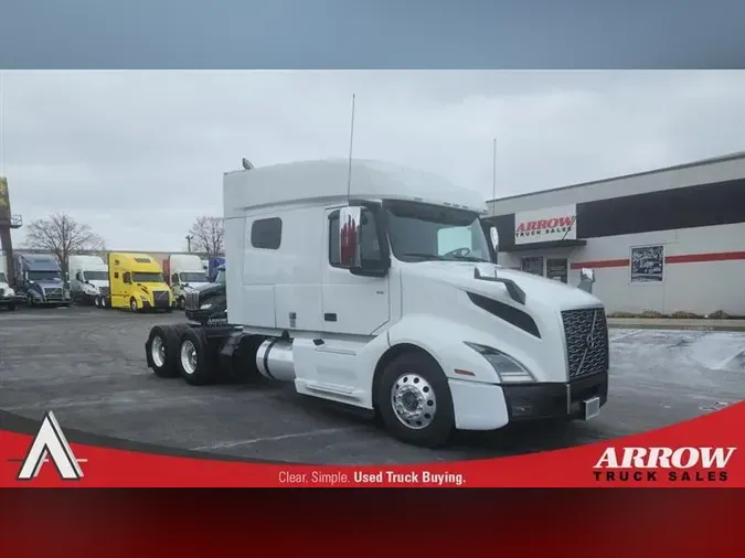 2021 VOLVO VNL740