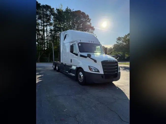 2023 FREIGHTLINER CA126a9bd225087739999e4232f40dcfa14f5