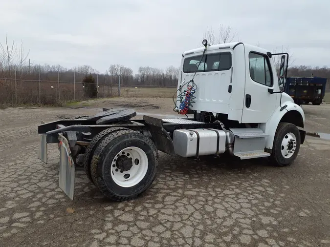 2017 FREIGHTLINER/MERCEDES M2 106