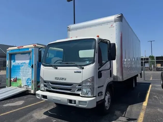 2021 Isuzu NPR-HD