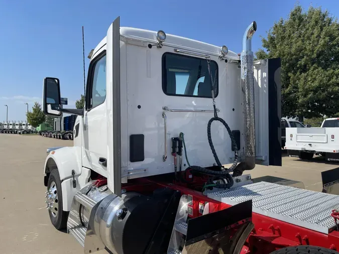 2022 Peterbilt 567
