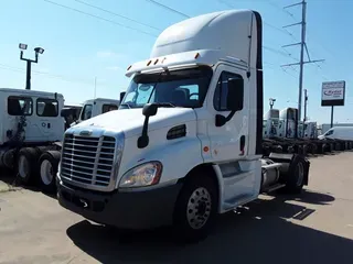 2019 FREIGHTLINER/MERCEDES CASCADIA 113