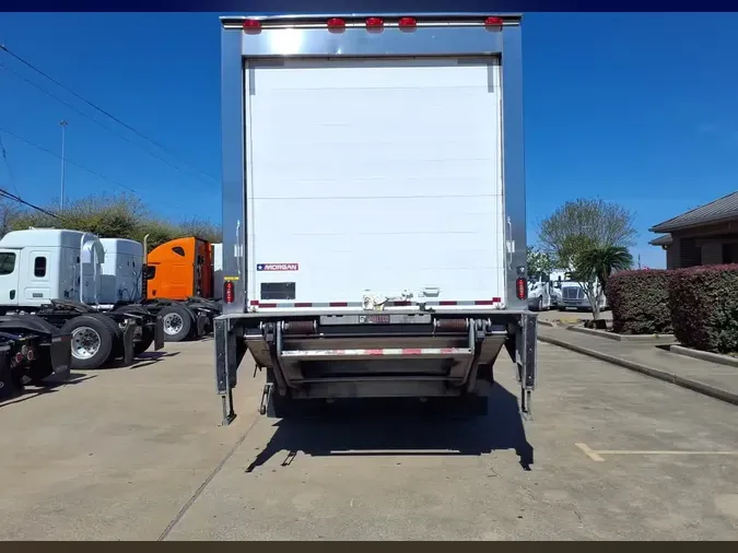 2019 FREIGHTLINER/MERCEDES M2 106