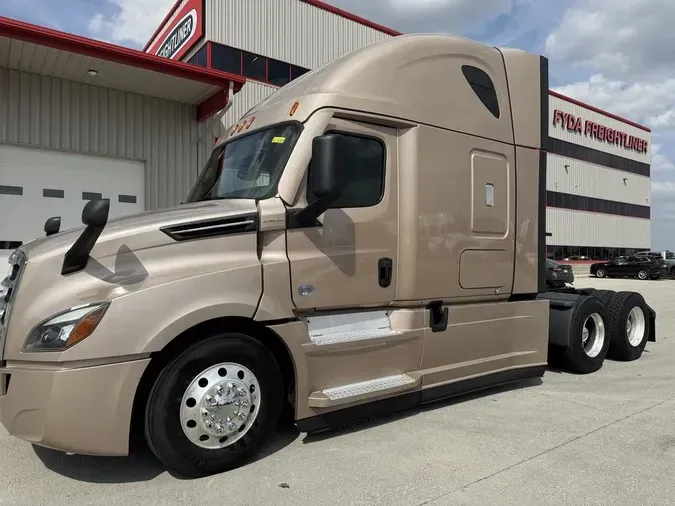 2022 Freightliner CASCADIA 126a9d095c252146434284b2ede928f314a