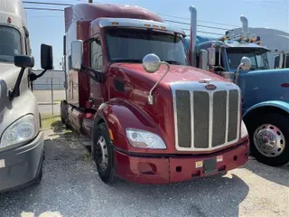 2017 PETERBILT 579