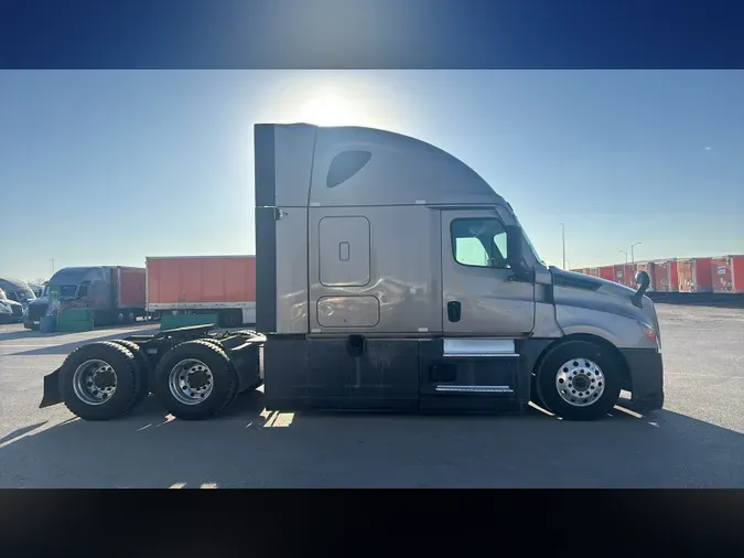 2021 Freightliner Cascadia