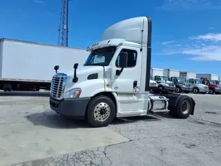 2019 FREIGHTLINER/MERCEDES CASCADIA 113