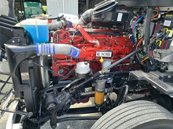 2022 Peterbilt 579