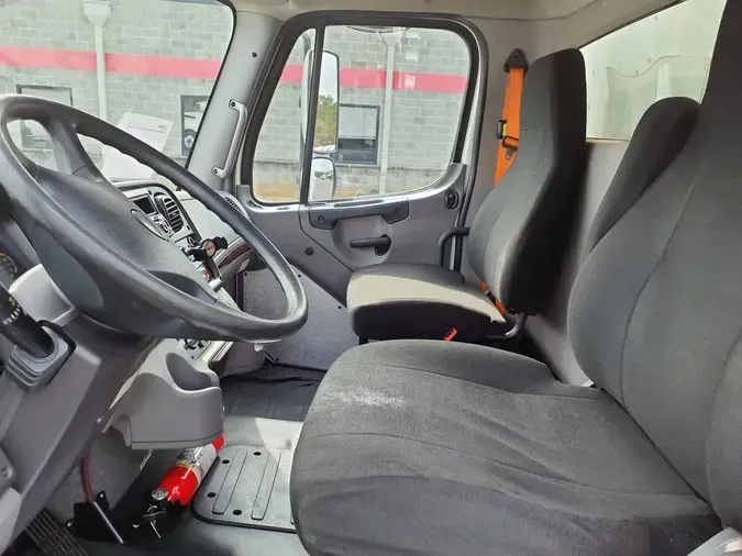 2019 FREIGHTLINER/MERCEDES M2 106a9dab7972359352ac56527bcb6114ce9