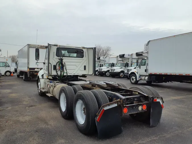 2017 NAVISTAR INTERNATIONAL PRO LF687