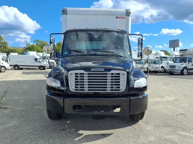 2019 FREIGHTLINER/MERCEDES M2 106