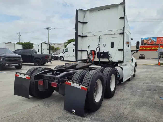 2023 NAVISTAR INTERNATIONAL LT625 SLPR CAB