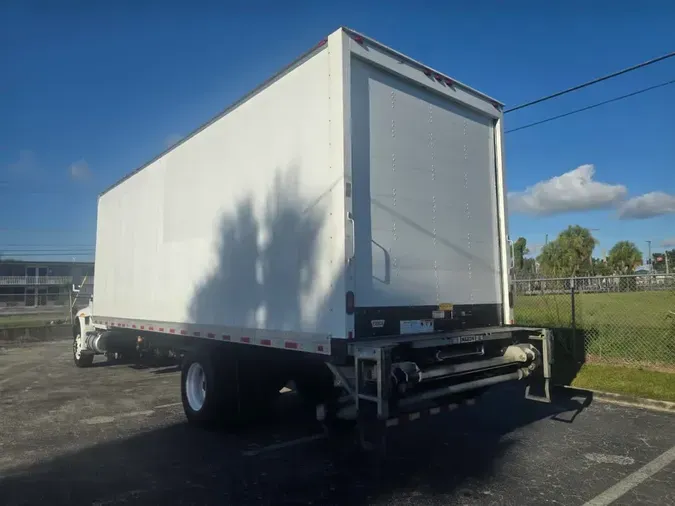 2019 NAVISTAR INTERNATIONAL 4300