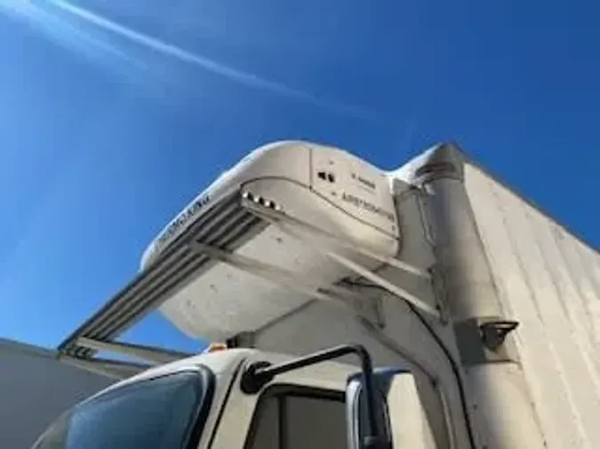 2018 FREIGHTLINER/MERCEDES M2 106