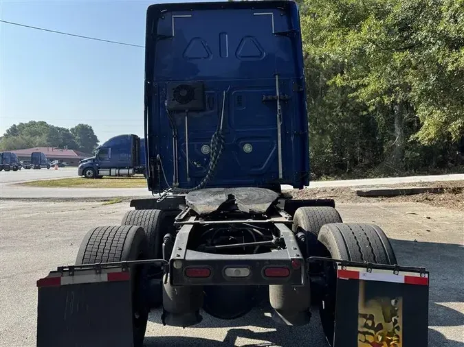 2020 FREIGHTLINER CA126a9e202b997f88a60ee2492e7c0464a65