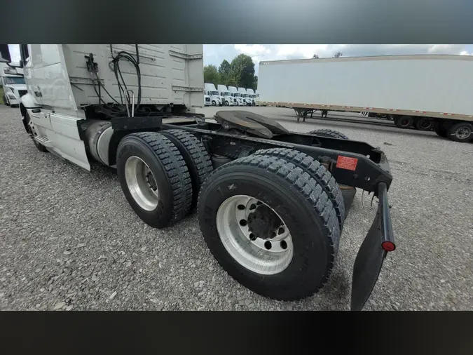 2019 Volvo VNL 740