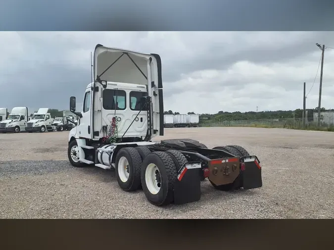 2019 FREIGHTLINER/MERCEDES NEW CASCADIA PX12664a9e5827a911373ef1c9358a4a29abdda
