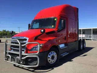 2021 FREIGHTLINER CA126