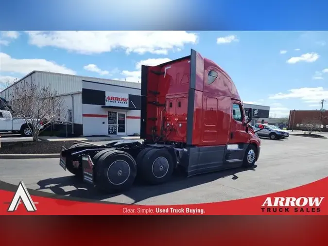 2023 FREIGHTLINER CA126