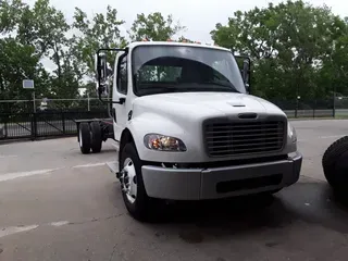 2019 FREIGHTLINER/MERCEDES M2 106