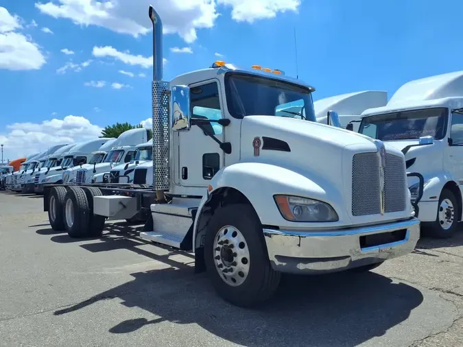 2020 KENWORTH TRUCKS T370