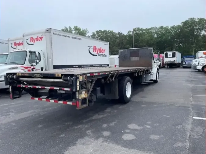 2017 FREIGHTLINER M2 106