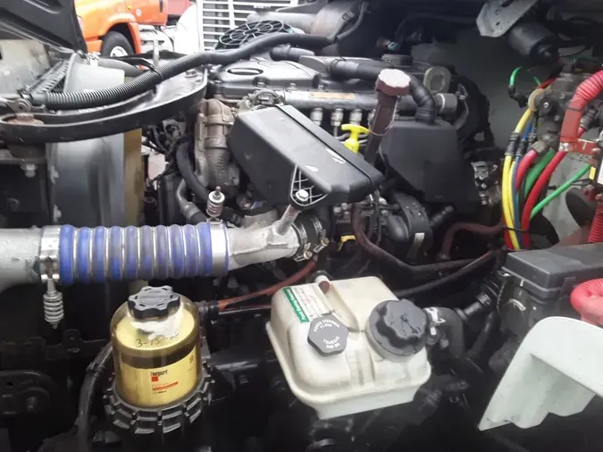2019 FREIGHTLINER M2 106