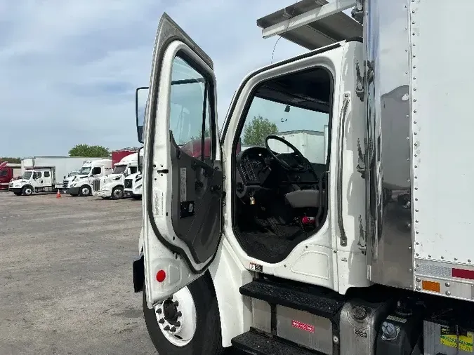 2017 Freightliner M2