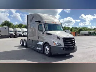 2022 Freightliner Cascadia 126