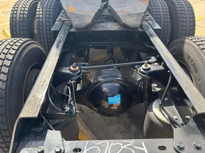 2022 Kenworth T680