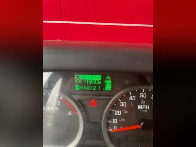 2019 ISUZU NQR